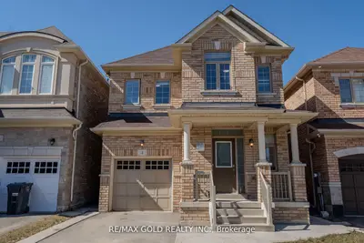 Detached in Brampton