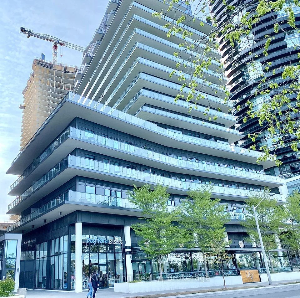 39 Annie Craig Drive 220, Toronto W06, ON M8V 0H1