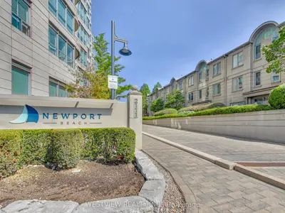 Condo Townhouse in Toronto