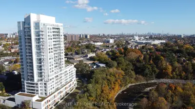 Condo Apartment in Toronto