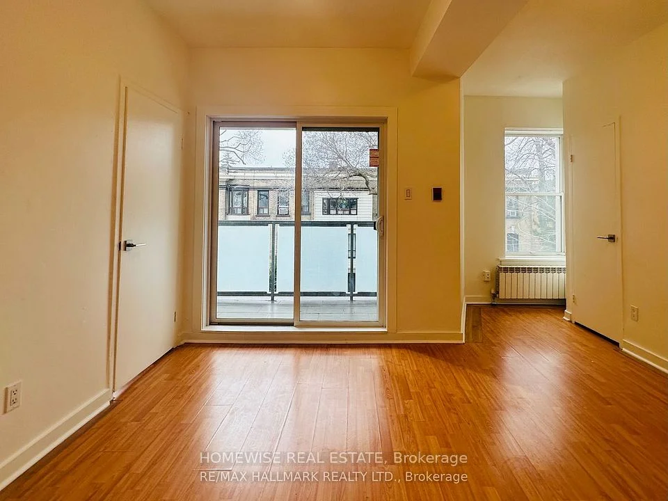 1 Triller Avenue 205, Toronto W01, ON M6K 3B7
