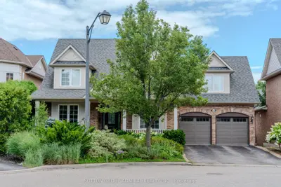 2228 Austin Court, Burlington, On L7l 6v5