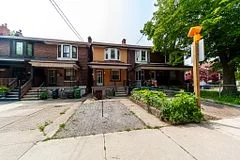 109 Auburn Avenue, Toronto W03, ON M6H 2L8