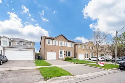Detached in Brampton