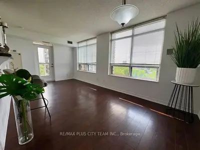 710 Humberwood Boulevard 806a, Toronto W10, On M9w 7j5