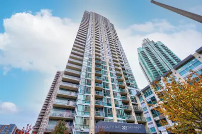 Condo Apartment in Mississauga