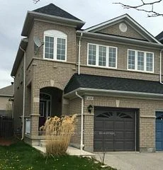 5629 Raleigh Road, Mississauga, ON L5M 7E4