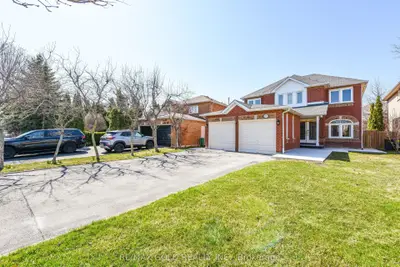 Detached in Mississauga