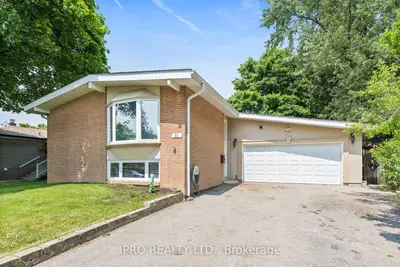 Detached in Brampton