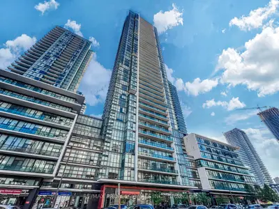 Condo Apartment in Mississauga