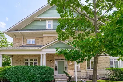 Condo Townhouse in Mississauga