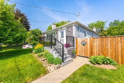 Detached in Milton