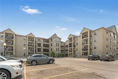 Condo Apartment in Burlington