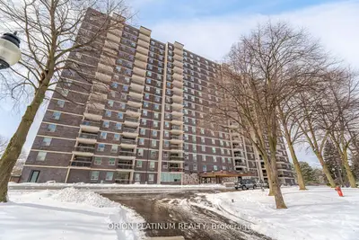 Condo Apartment in Mississauga