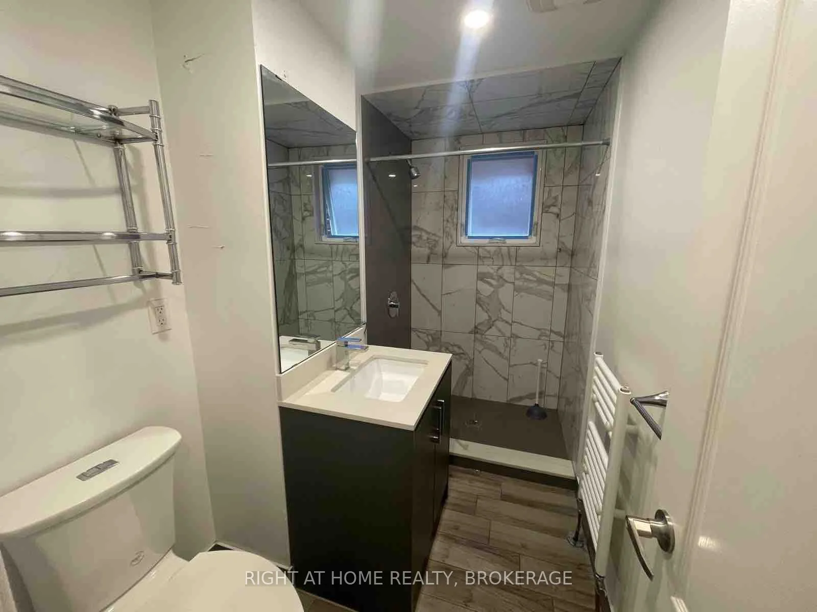 755 Dupont Street, Toronto W02, ON M6G 1Z5