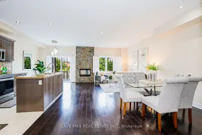 Att/Row/Townhouse in Mississauga