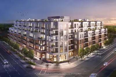 Common Element Condo in Oakville
