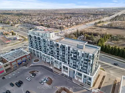 Condo Apartment in Oakville