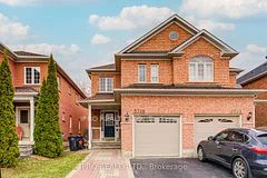 Semi-Detached in Mississauga