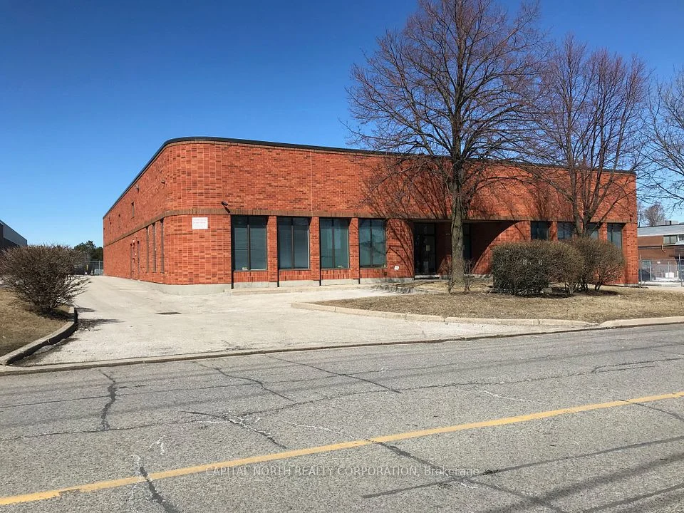 126 Martin Ross Avenue, Toronto W05, ON M3J 2L4