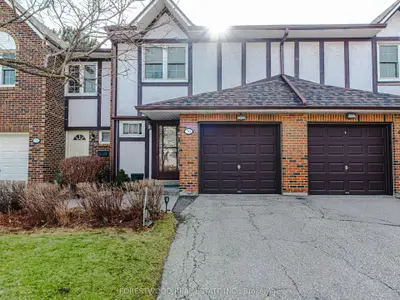 2120 Rathburn Road E 30, Mississauga, On L4w 2s8