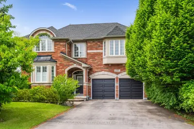 Detached in Oakville