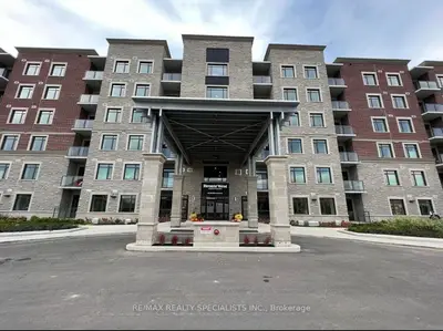 Co-op Apartment in Milton