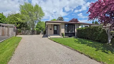 Semi-Detached in Brampton
