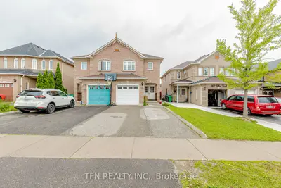 Semi-Detached in Brampton