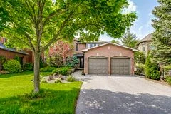 2335 Ridge Landing, Oakville, ON L6M 3M8