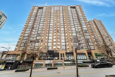 Condo Apartment in Mississauga