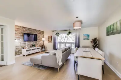 Condo Townhouse in Mississauga