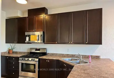 Semi-Detached in Mississauga