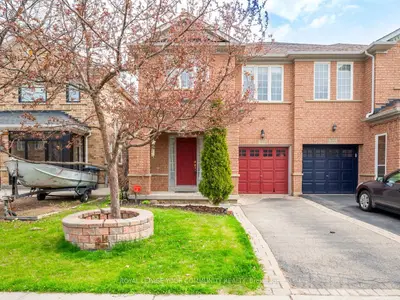 Semi-Detached in Brampton