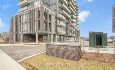 Condo Apartment in Brampton