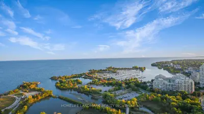 30 Shore Breeze Drive 3819, Toronto W06, On M8v 0j1