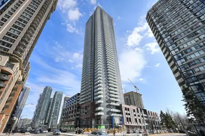 Condo Apartment in Mississauga