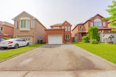 Detached in Brampton
