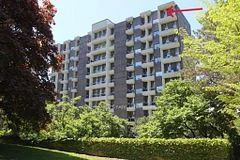 35 Ormskirk Avenue 922, Toronto W01, ON M6S 1A8