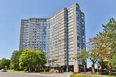 Condo Apartment in Toronto