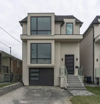 Detached in Toronto
