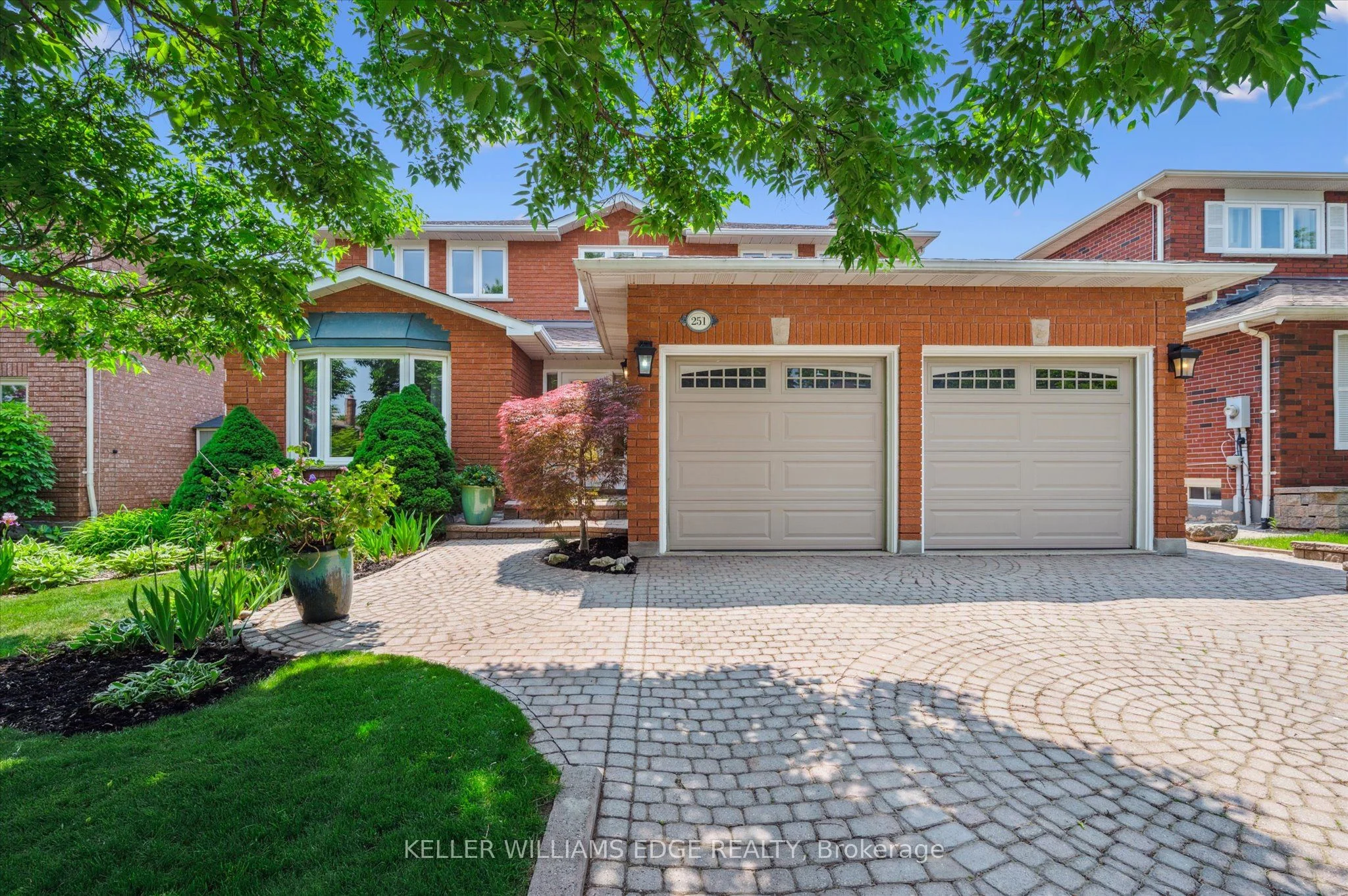 Detached in Oakville