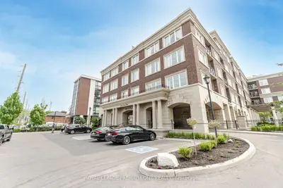 Condo Apartment in Caledon