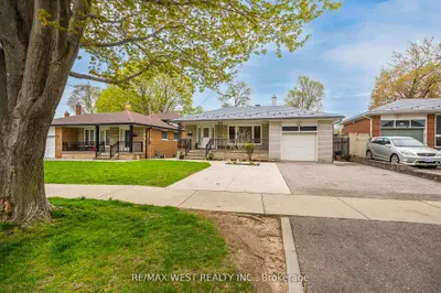 Detached in Toronto