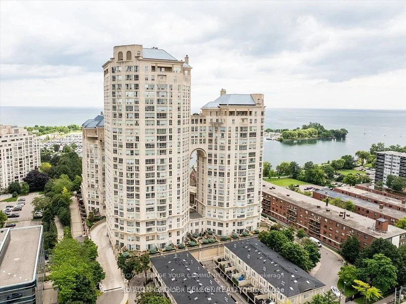2285 Lake Shore Boulevard W 2309, Toronto W06, ON M8V 3X9