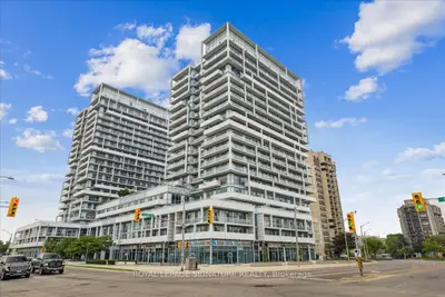 Condo Apartment in Oakville