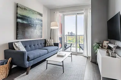 Condo Apartment in Toronto