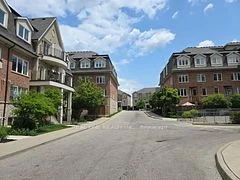 2420 Baronwood Dr Drive 12-02, Oakville, On L6m 0j7