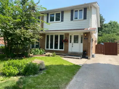 Semi-Detached in Oakville