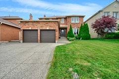 1217 Creekside Drive, Oakville, ON L6H 4Y8